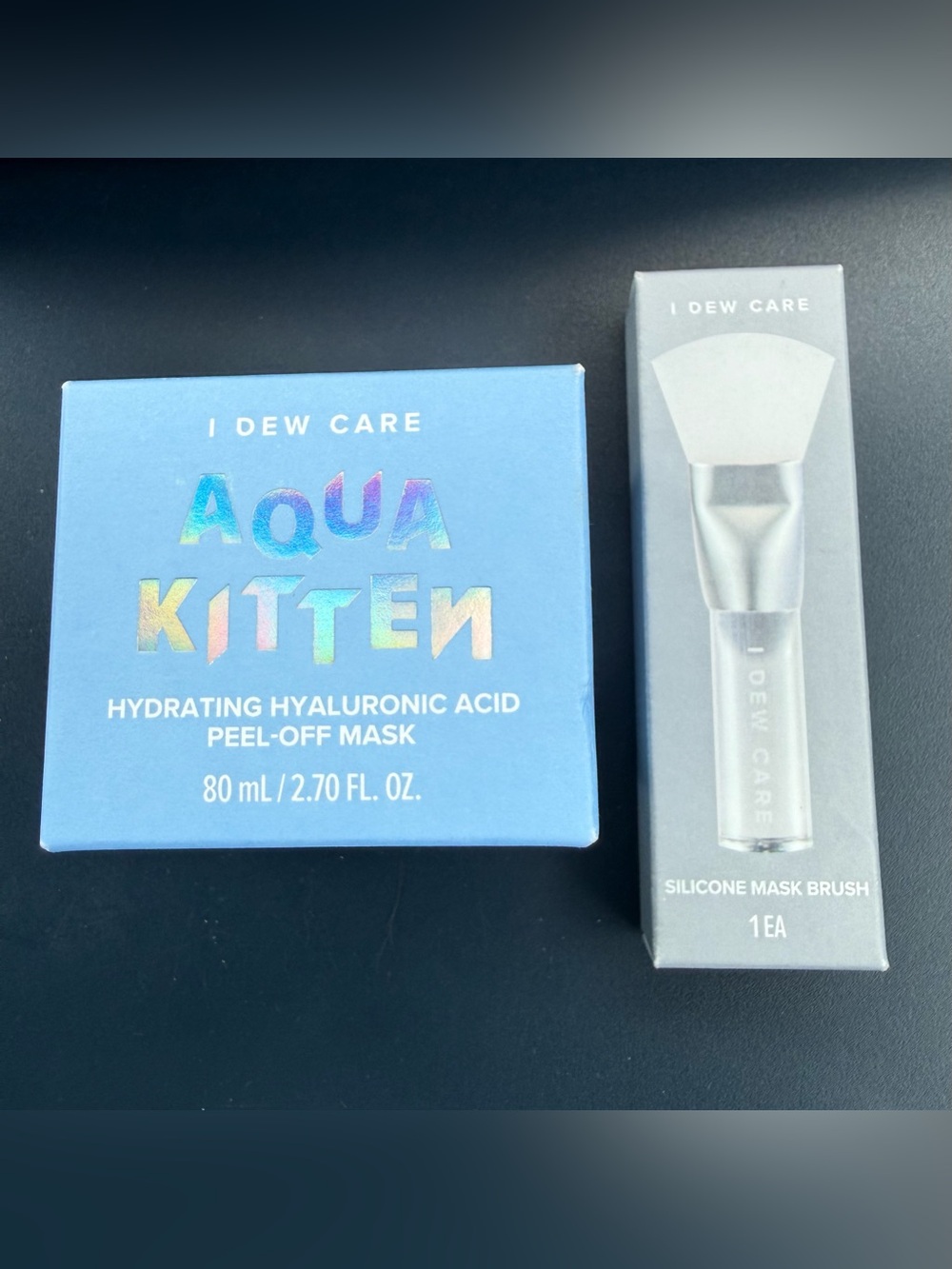 Bundle Alert I Dew Care Aqua Kitten Hydrating Hyaluronic Acid Mask & Brush Set